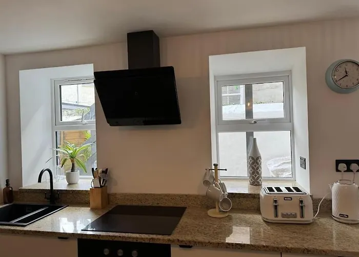 Stylish & Central Apartment Close To The Beach